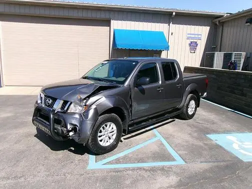 2016 Nissan Frontier SV 4WD photo