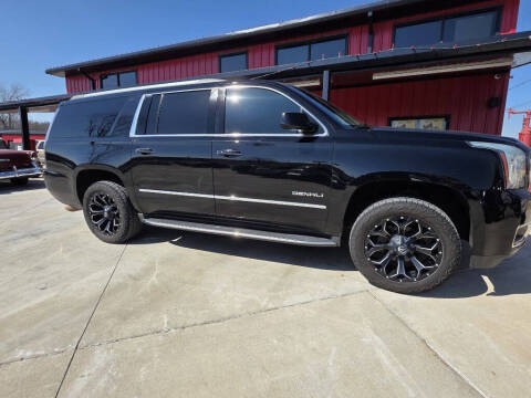 2016 GMC Yukon XL Denali 4WD photo
