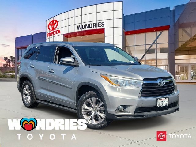 2015 Toyota Highlander XLE FWD photo
