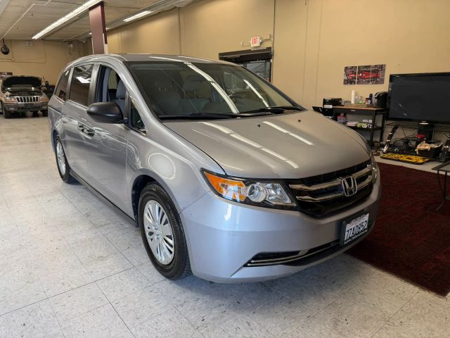 2016 Honda Odyssey LX FWD photo