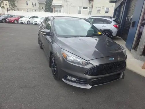 2015 Ford Focus ST FWD photo