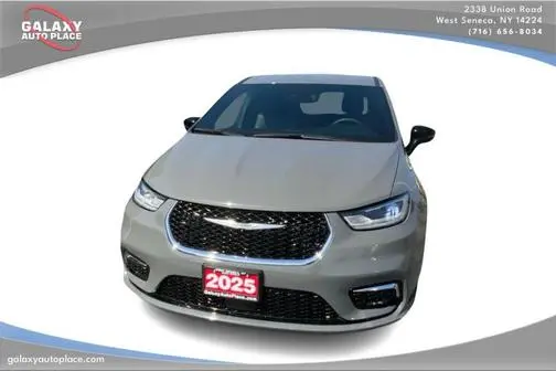 2016 Honda Odyssey SE FWD photo
