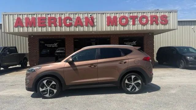 2016 Hyundai Tucson Sport AWD photo