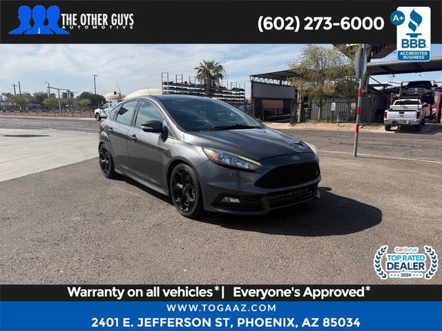 2016 Ford Focus ST FWD photo