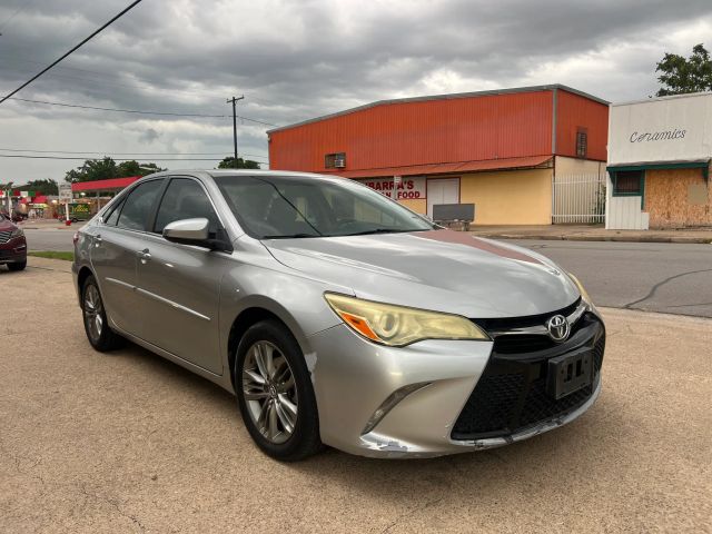 2016 Toyota Camry SE FWD photo