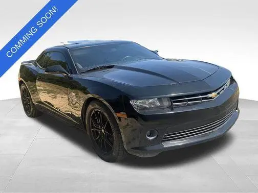 2015 Chevrolet Camaro LT RWD photo
