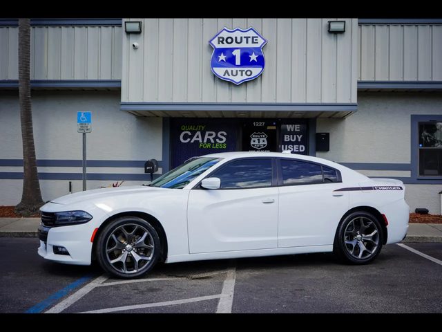 2016 Dodge Charger SXT RWD photo