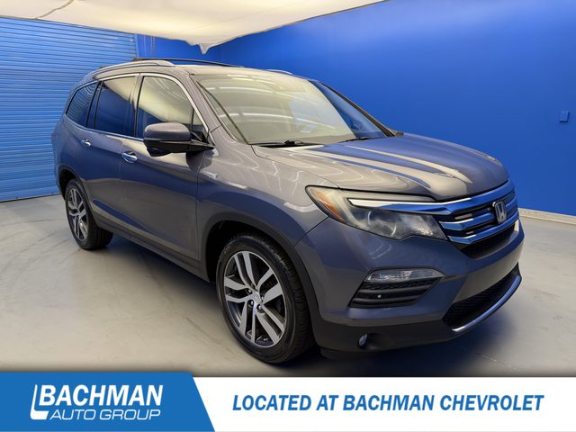 2016 Honda Pilot Touring AWD photo