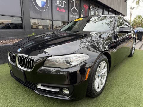 2016 BMW 5 Series 528i xDrive AWD photo