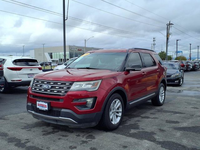 2016 Ford Explorer XLT FWD photo