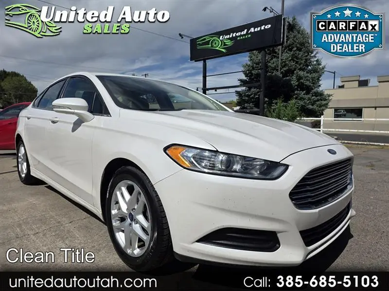2016 Ford Fusion SE FWD photo
