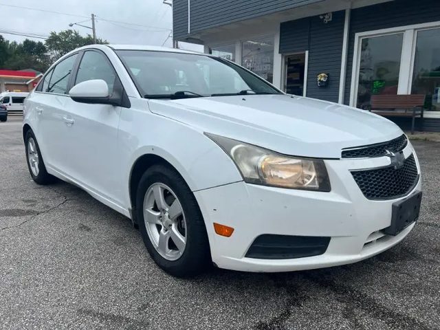 2016 Chevrolet Cruze LT FWD photo