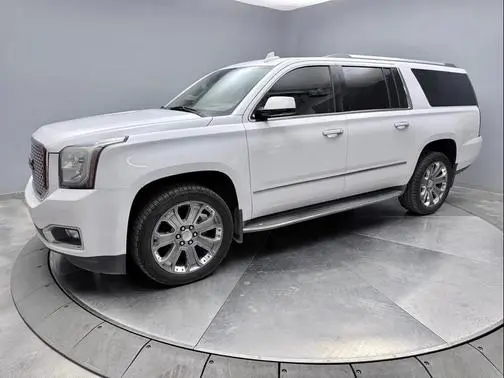 2016 GMC Yukon XL Denali 4WD photo