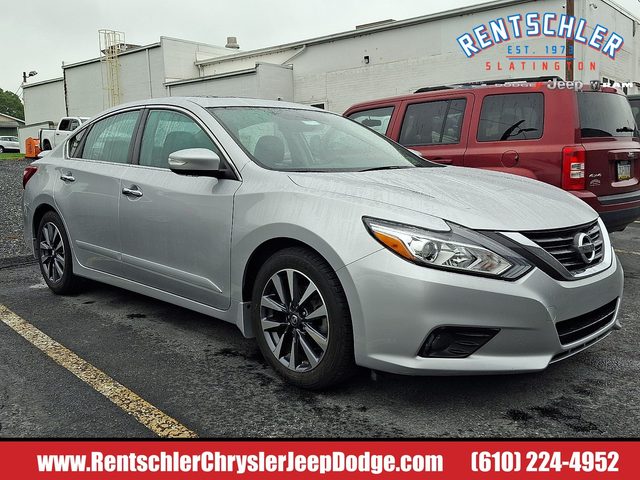2016 Nissan Altima 2.5 SV FWD photo