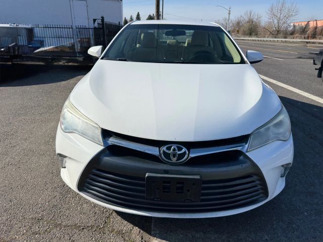 2015 Toyota Camry LE FWD photo