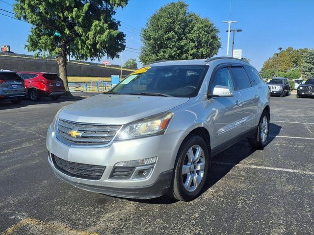 2016 Chevrolet Traverse LT FWD photo