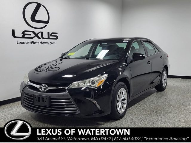 2016 Toyota Camry LE FWD photo