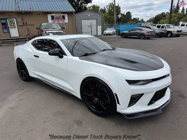 2016 Chevrolet Camaro 2SS RWD photo