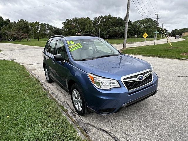 2016 Subaru Forester 2.5i AWD photo