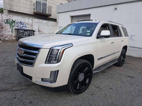 2015 Cadillac Escalade Luxury 4WD photo