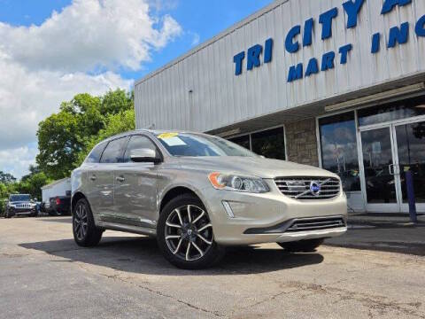 2016 Volvo XC60 T5 Drive-E Platinum FWD photo
