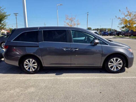 2016 Honda Odyssey SE FWD photo