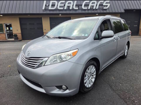2015 Toyota Sienna XLE FWD photo
