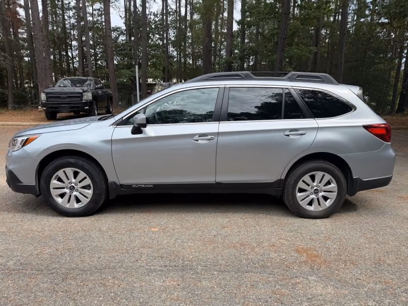 2016 Subaru Outback 2.5i Premium AWD photo