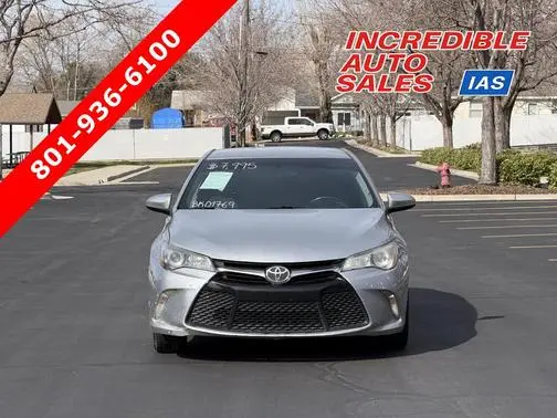 2015 Toyota Camry SE FWD photo