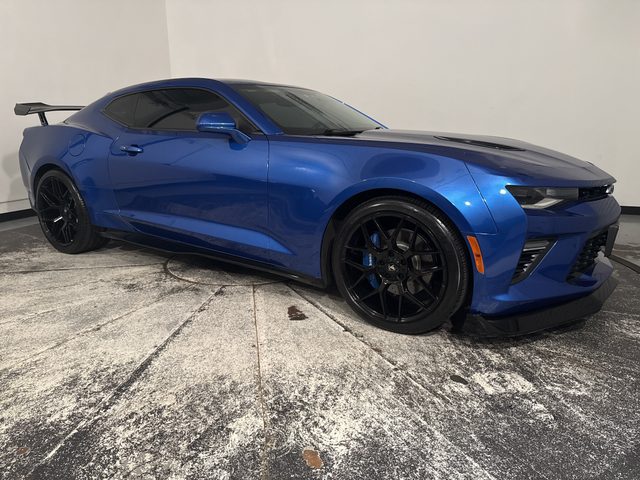 2016 Chevrolet Camaro 2SS RWD photo
