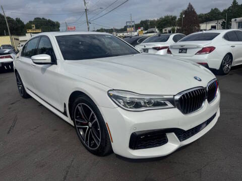 2016 BMW 7 Series 750i RWD photo