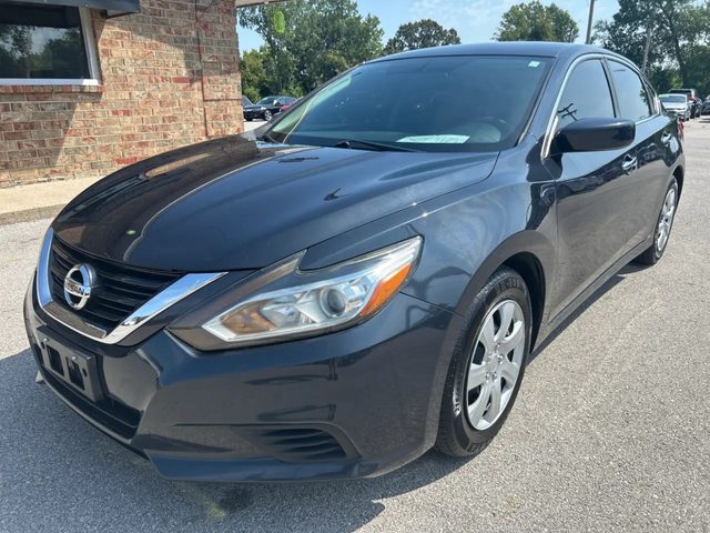 2016 Nissan Altima 2.5 S FWD photo