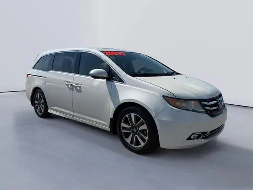 2016 Honda Odyssey Touring Elite FWD photo