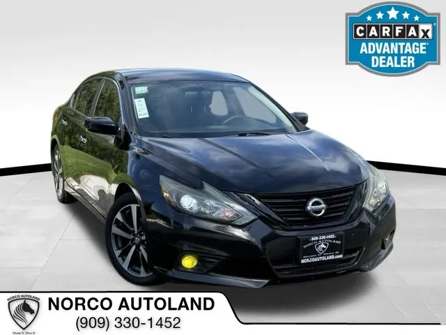 2016 Nissan Altima 2.5 SR FWD photo