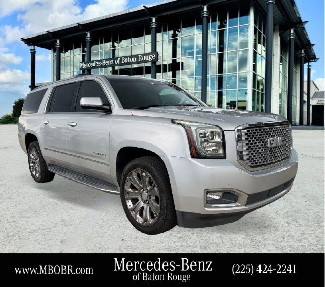 2016 GMC Yukon XL Denali RWD photo