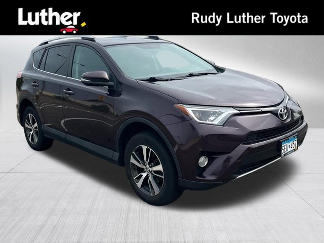 2016 Toyota RAV4 XLE AWD photo