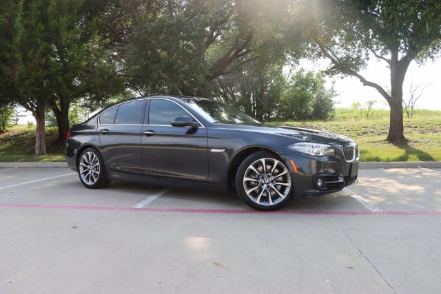 2016 BMW 5 Series 535i xDrive AWD photo