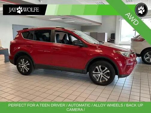 2016 Toyota RAV4 LE AWD photo