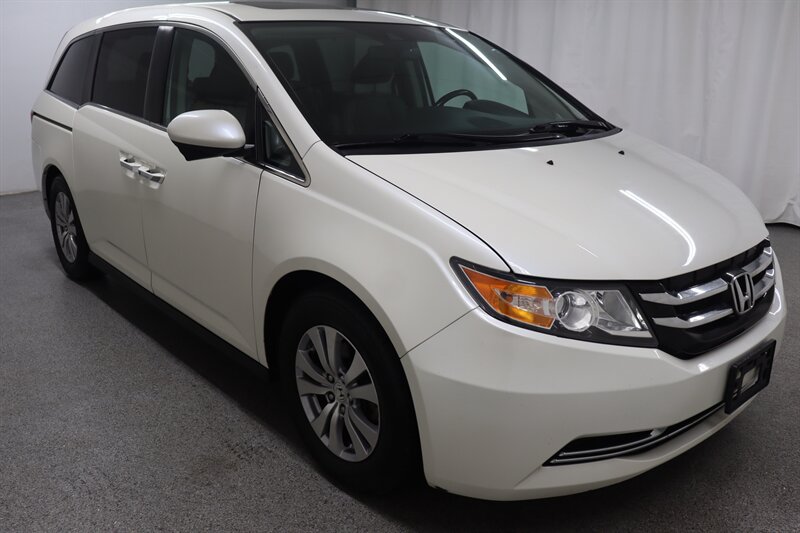 2016 Honda Odyssey EX-L FWD photo