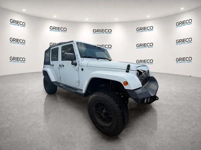 2016 Jeep Wrangler Unlimited Sahara 4WD photo