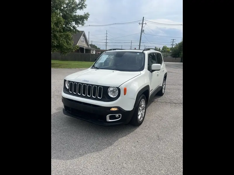 2015 Jeep Renegade Latitude FWD photo
