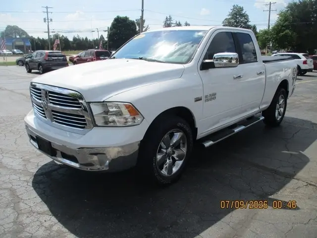 2016 Ram 1500 Big Horn 4WD photo