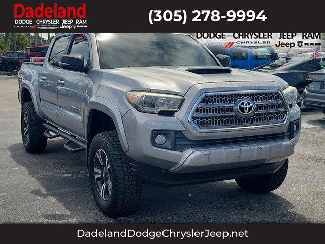2016 Toyota Tacoma TRD Sport RWD photo