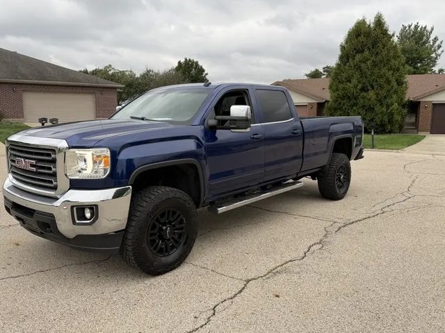 2015 GMC Sierra 2500HD SLE 4WD photo
