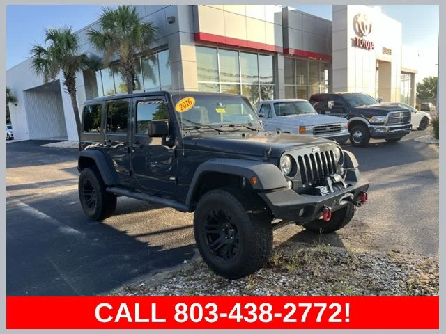 2016 Jeep Wrangler Unlimited Rubicon 4WD photo