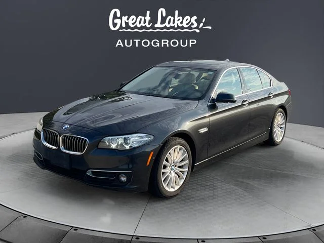 2016 BMW 5 Series 528i xDrive AWD photo