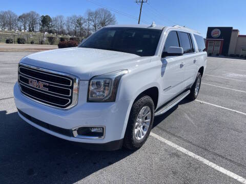 2016 GMC Yukon XL SLE RWD photo