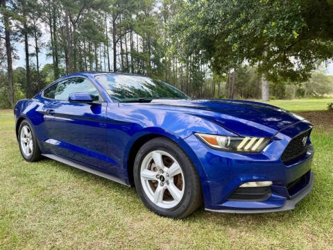 2016 Ford Mustang V6 RWD photo
