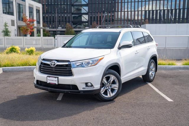 2016 Toyota Highlander Limited AWD photo