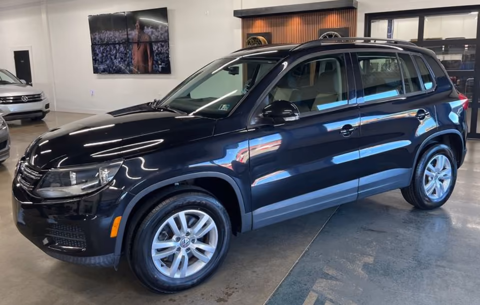 2016 Volkswagen Tiguan S FWD photo